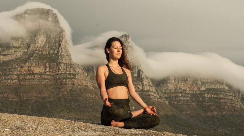 Os benefícios da meditação para manifestar abundância com a lei da atração